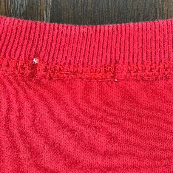 Abercrombie & Fitch Boy’s Red Cotton Graphic Tshirt with Chiefs Image, Size XL - Picture 8 of 8